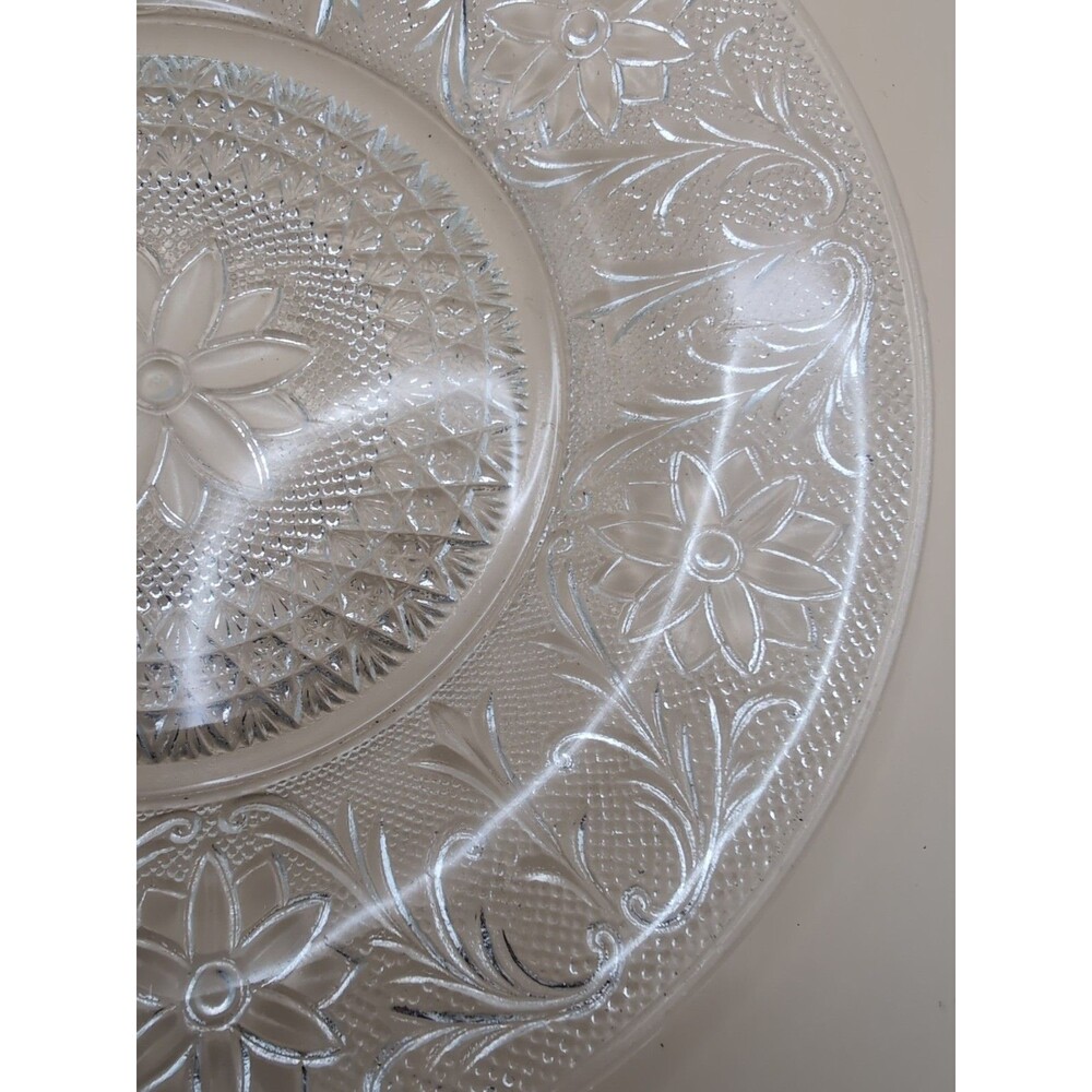 Anchor Hocking Sandwich Glass Dinner Plate Clear Floral Pattern Vintage